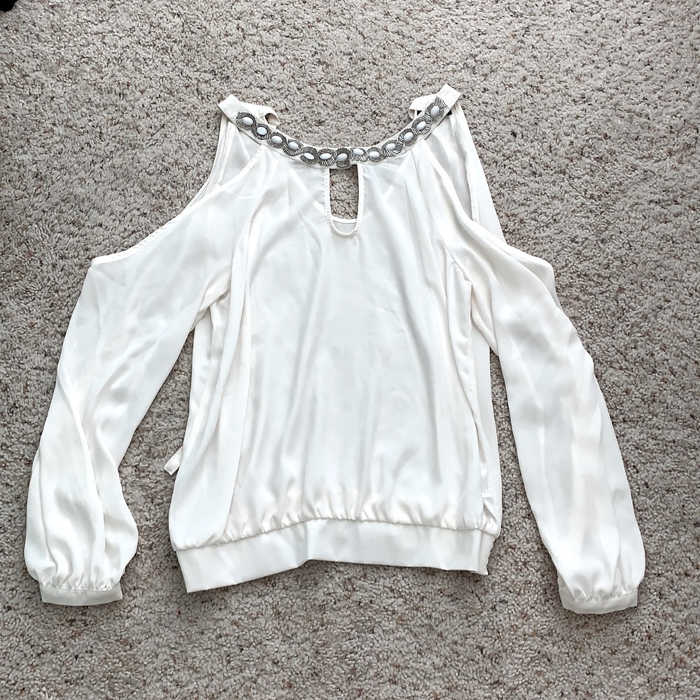 Off the shoulder long sleeve blouse